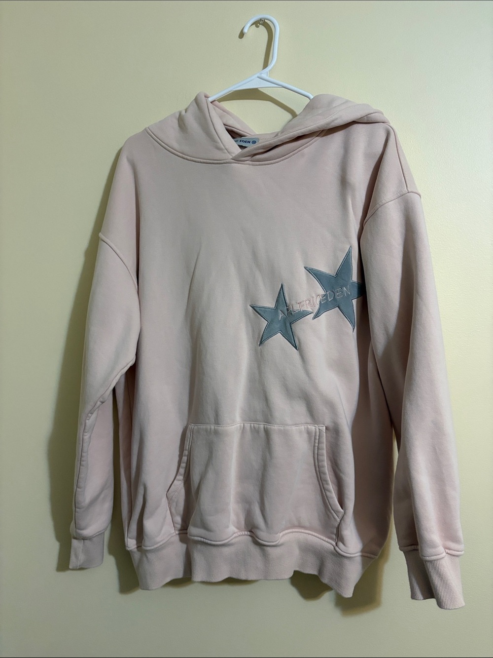 Aelfric Eden Pale Pink Hoodie with gray Star Appliqués